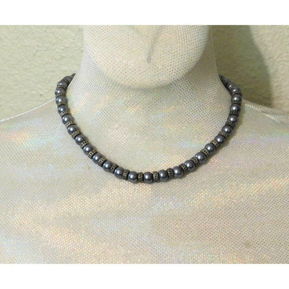 Vintage Gray Beaded Necklace Silver Accents Metal Hook Clasp 16 Inch